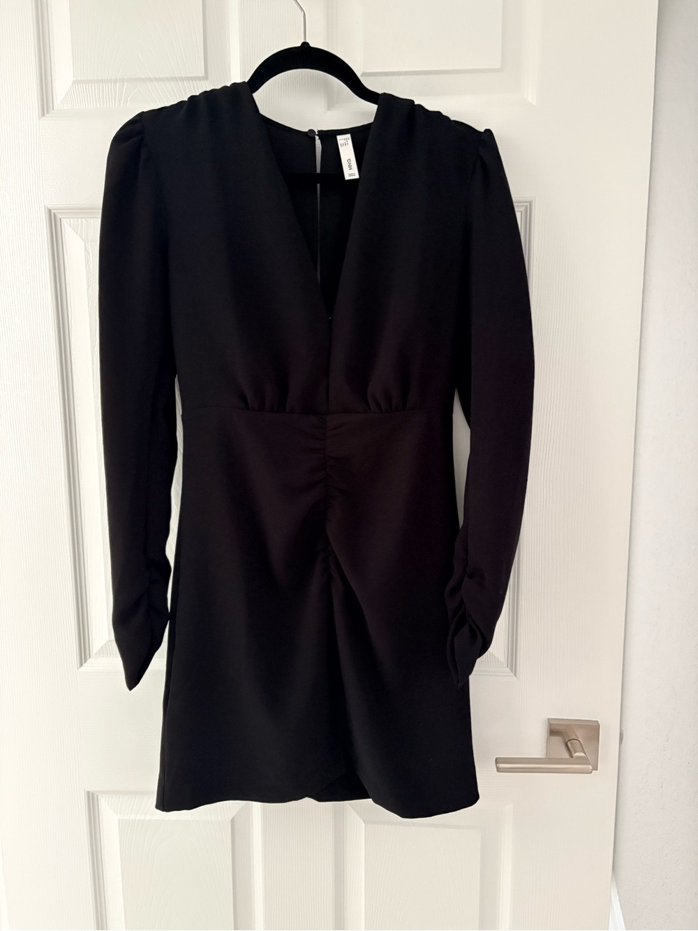 Mango Black Long-Sleeve V-Neck Mini Dress NWOT Size 4